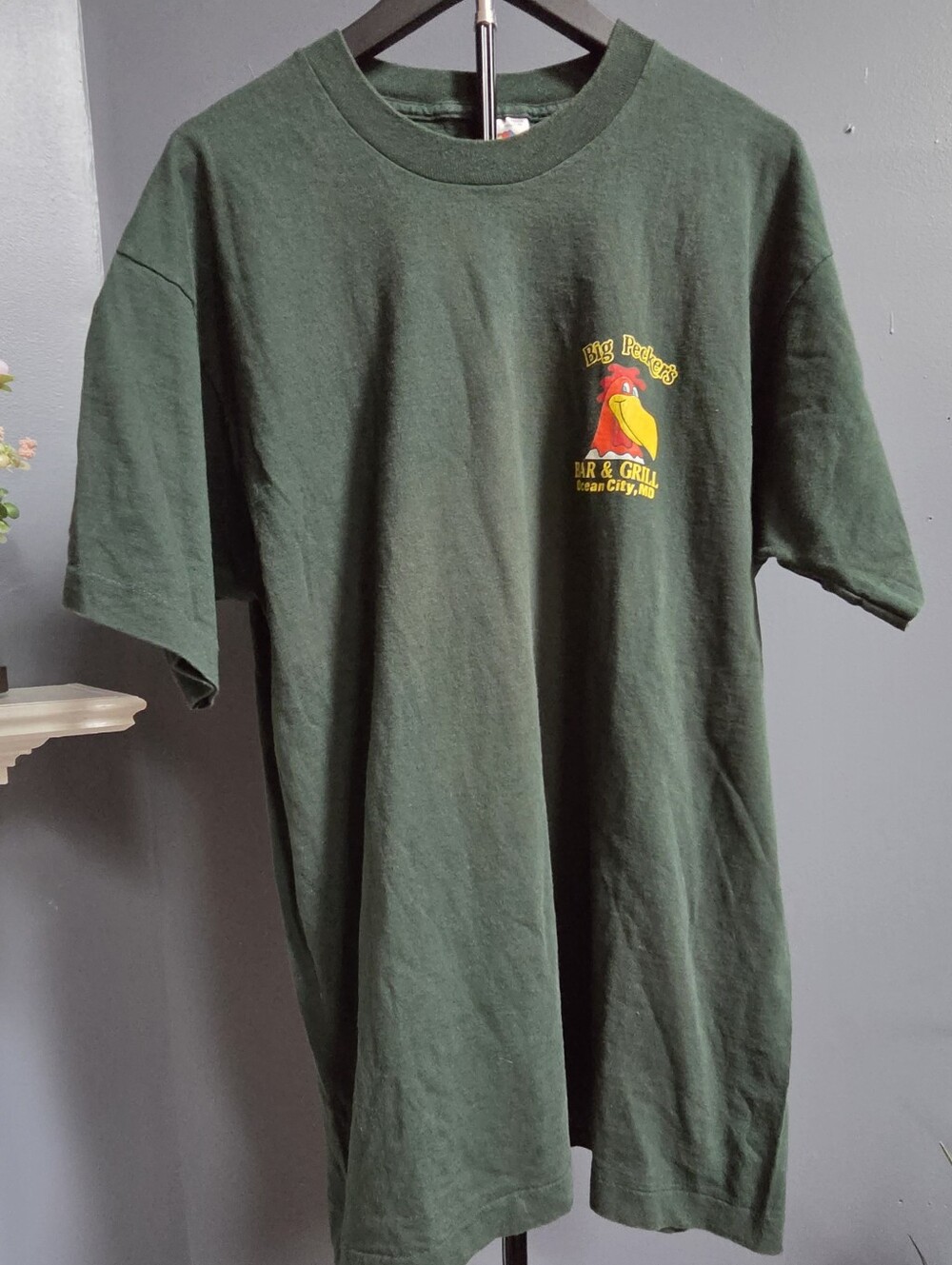 Big Peckers Bar & Grill - 1987 Ocean City, MD- Dark Green T-Shirt Size XL